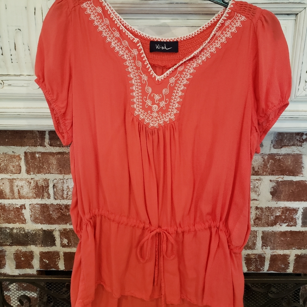 WISH BRAND TUNIC SIZE L, VERY COMFORTABLE AND PRETTY 😍